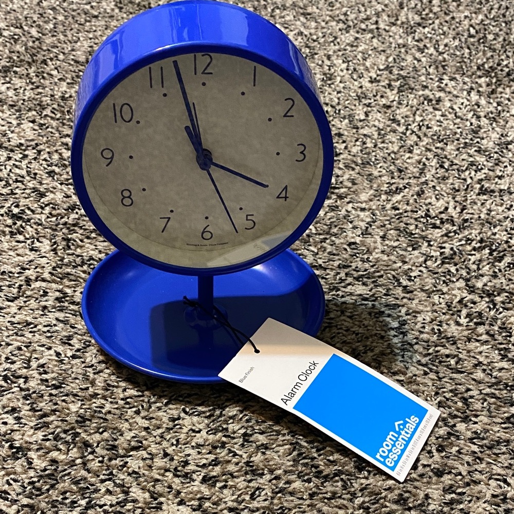 Room Essentials Vibrant Blue Wall Clock